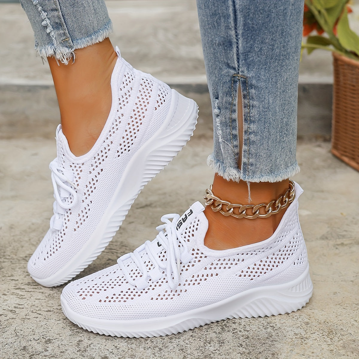 DIANA | ORTHOPEDIC MESH TRAINERS