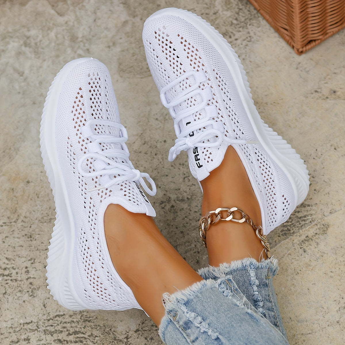 DIANA | ORTHOPEDIC MESH TRAINERS